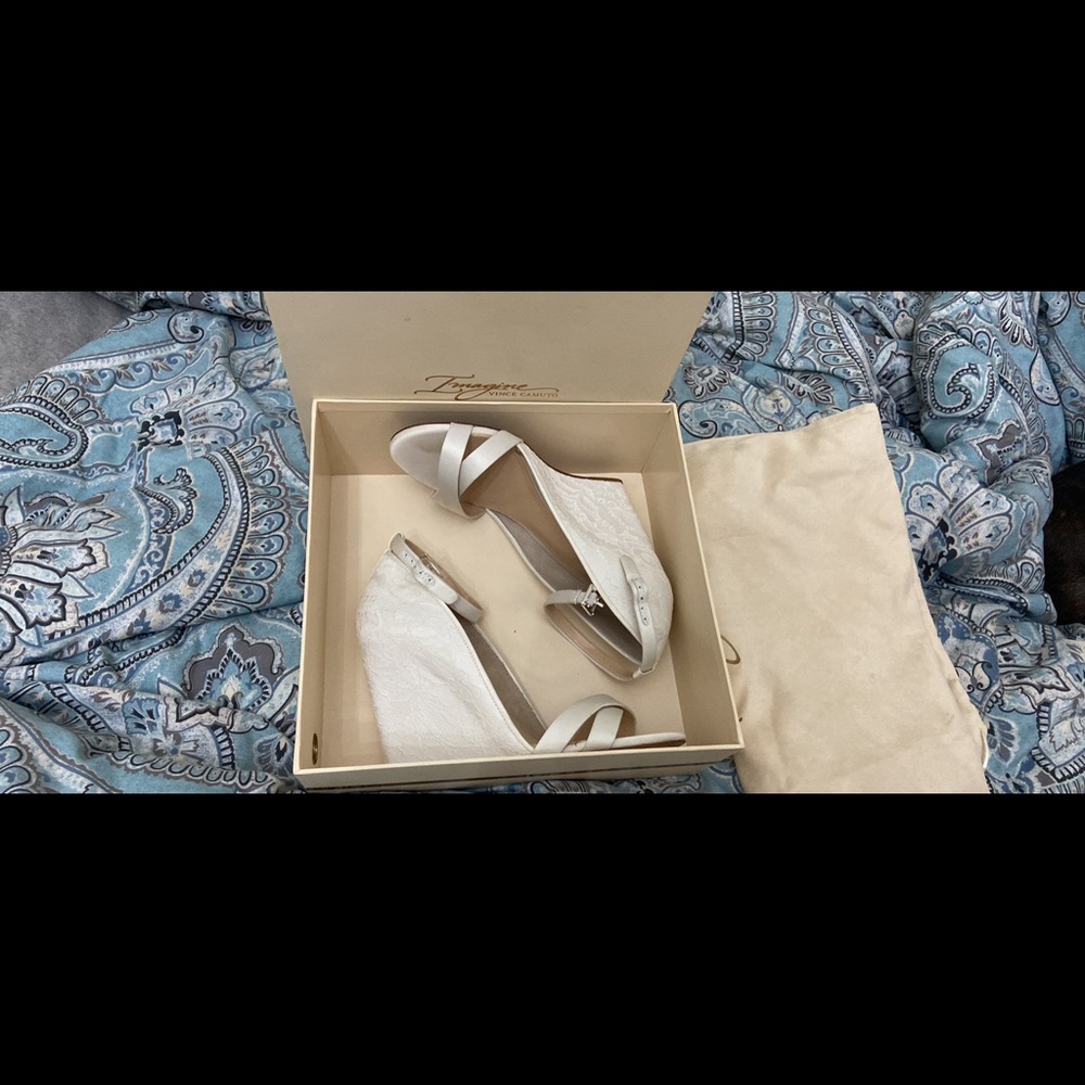 🆕 Imagine by Vince Camuto Lilo wedding Wedge Sandal